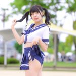 【写真特集 12枚】Teamくれれっ娘！・守道小粋、セーラー服からビキニチラリの誘惑ポーズで悩殺！＜近代麻雀水着祭2022＞