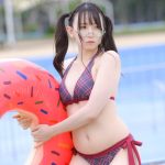 【写真 6枚】コスプレイヤー・うたたね翠、ツインテール×メガネ姿でフェチ心をくすぐる＜近代麻雀水着祭2022＞
