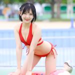 【写真特集 7枚】dela・藤本南、鮮烈な赤ビキニで魅せる透明美ボディで釘付け！＜近代麻雀水着祭2022＞