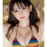 中川翔子、美尻見せの黒ランジェリーショットを大胆公開！「女性にも届くといいな」