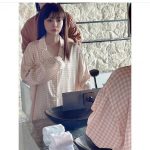 【写真20枚】中川翔子、赤ビキニや白ランジェリーで撮影に臨む写真集オフショット大量公開！