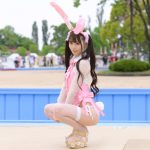 【写真特集 10枚】コスプレイヤー・倉坂くるる、バニーコスチュームで桃尻＆美脚をセクシーに披露＜近代麻雀水着祭2022＞