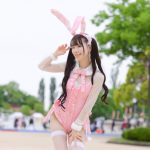 【写真特集 10枚】コスプレイヤー・倉坂くるる、バニーコスチュームで桃尻＆美脚をセクシーに披露＜近代麻雀水着祭2022＞
