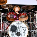 【ライブレポート】打首獄門同好会が炎天下でセトリ変更しての夏先取りパフォーマンス！＜JAPAN JAM 2022＞