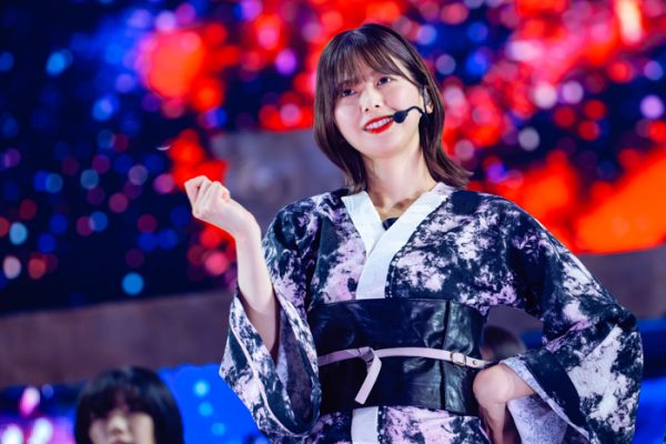 【ライブレポート】櫻坂46・渡邉理佐、欅曲連発の卒コン開催！笑顔と涙が溢れる集大成のステージ