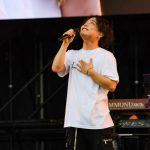 【ライブレポート】優里が新曲『うぉ』を初披露。土砂降りの中、フェスならではの熱いパフォーマンス！＜JAPAN JAM 2022＞