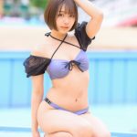 【写真特集 7枚】看護学生・ゆらの、透明感バツグンの美脚見せつけ！＜近代麻雀水着祭2022＞