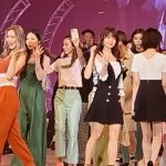 【動画】札幌コレクション2022 S/S フィナーレで次回10月開催を発表！