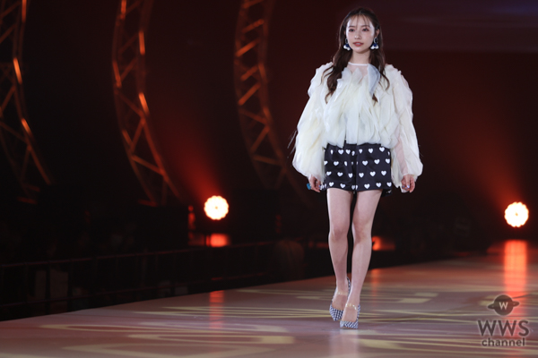【動画】元NMB48・村瀬紗英、ボリューム感のある白トップスで登場！＜札幌コレクション 2022 S/S＞