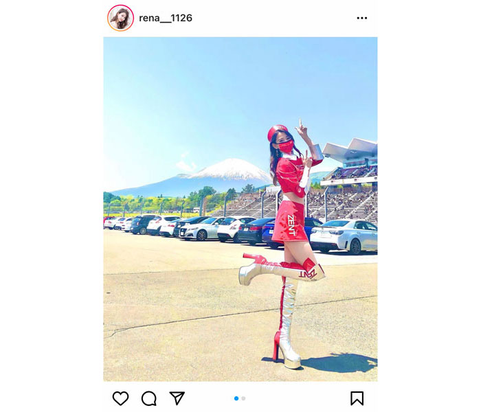黒木麗奈、富士山バックで披露した絶対領域にファン歓喜！