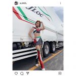 レースクイーン・Ai、美しすぎる圧巻のくびれと美脚「スタイル良すぎ」とファン絶賛！