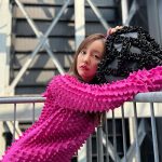 板野友美、ピンクミニドレスで美脚披露！「スタイル良すぎだし可愛い」「攻めてるね～」