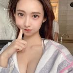 レースクイーン・あのん、まぶしい美谷間くっきりショットを披露！