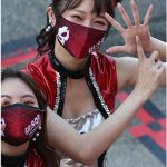 レースクイーン・橘香恋、超ミニ丈コスチュームで美脚際立つ振り向きショット披露！