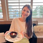 マギー、超タイトミニで美脚を披露「もうほとんど脚」「スタイル神」とファン歓喜