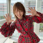 AKB48・岡部麟、絶対領域チラリなミニスカート衣装披露「顔面国宝」と絶賛の声！