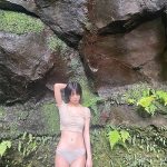 工藤美桜、黒髪ショートと透明素肌で「週刊プレイボーイ」表紙&巻頭グラビアを飾る！