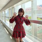 AKB48・岡部麟、絶対領域チラリなミニスカート衣装披露「顔面国宝」と絶賛の声！