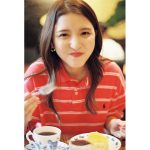 中田圭祐、妻･川島海荷の自然なハニカミ満点笑顔ショットを公開