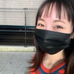 今泉佑唯、寝癖の外ハネ&オン眉ヘアの笑顔ショットを公開