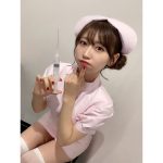 有沢美矢、えちえちナースコスプレで太ももチラ見せ！