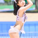 【写真特集 11枚】スリジエ・茜紬うた、ガーリーなメイド風ビキニで視線釘付け！＜近代麻雀水着祭2022＞
