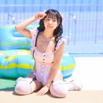 【写真特集 11枚】スリジエ・茜紬うた、ガーリーなメイド風ビキニで視線釘付け!<近代麻雀水着祭2022>
