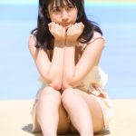 【写真特集 16枚】天使もも、胸元リボンが可愛らしい水着姿を披露