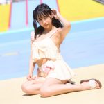【写真特集 16枚】天使もも、胸元リボンが可愛らしい水着姿を披露
