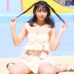 【写真特集 16枚】天使もも、胸元リボンが可愛らしい水着姿を披露