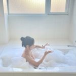 NMB48・隅野和奏、泡風呂で美谷間チラリのセクシーオフショット公開！