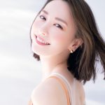 新垣結衣、3年ぶりの「VOCE」で透明肌披露！