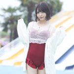 【写真特集 10枚】コスプレイヤー・ゆゆ、透け感コーデでワンピース水着姿を披露！＜近代麻雀水着祭2022＞