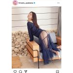 彩川ひなの、シースルースカートから美尻を大胆披露！「セクシーでとっても素敵」