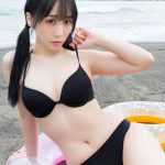 伊織もえ、青春ラブコメ『僕ヤバ』とコラボした写真集を発売！