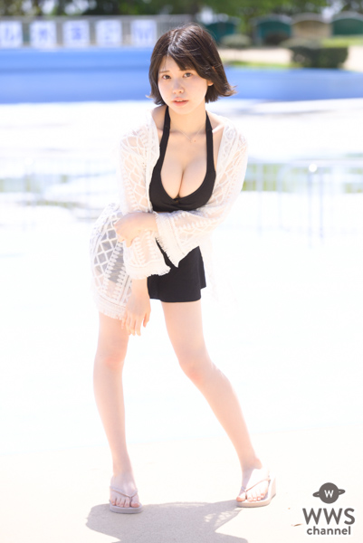 【写真特集 7枚】コスプレイヤー・柑橘もこ、美谷間のチラリズムで視線釘付け！＜近代麻雀水着祭2022＞