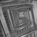 三浦透子、ドラマ『何かおかしい』主題歌「intersolid」のミュージックビデオが公開