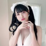 スパガ・長尾しおり「気まずいので・・・」、白ビキニのオフショットで透明ボディ披露！