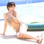【写真 6枚】佐々木萌香、ショートヘアに釘付けなビキニ姿で美麗ボディ披露！＜近代麻雀水着祭2022＞