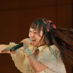 ONE BY ONE、新体制になりたての緊張感いっぱいのライブで躍動！＜GIGA・GIGA SONIC＞