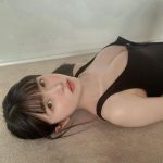 真っ白なキャンバス・小野寺梓、無防備すぎる美谷間チラ見せショットで悩殺