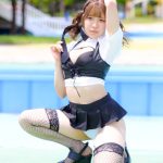 【写真特集 9枚】81moment・愛白かなた、肌見せ制服風コスチュームをセクシーに披露！＜近代麻雀水着祭2022＞