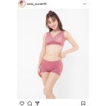 鈴木奈々、ナイトブラ着用のポートレートでヘルシーなくびれライン披露！
