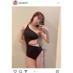 竹内星菜、くびれ開きのワンピース水着で瞬殺！