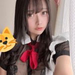 コスプレイヤー ・天海こめつ、シースルーのメイド衣装から美バスト大胆披露！