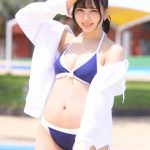 【写真 5枚】推野なこ、パーカー×水着衣装で透明肌披露！＜近代麻雀水着祭2022＞