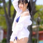 【写真 5枚】推野なこ、パーカー×水着衣装で透明肌披露！＜近代麻雀水着祭2022＞