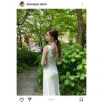 ダレノガレ明美、美背中あらわなノースリーブワンピショットを披露！