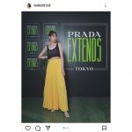 トリンドル玲奈、お腹チラリな肌見せノースリショットに反響！