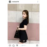 谷まりあ、ハートくり抜きワンピで美脚あらわなブラックコーデにファン歓喜！